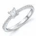 diamant ring i 14  karat vitguld 0,25 ct 0,15 ct