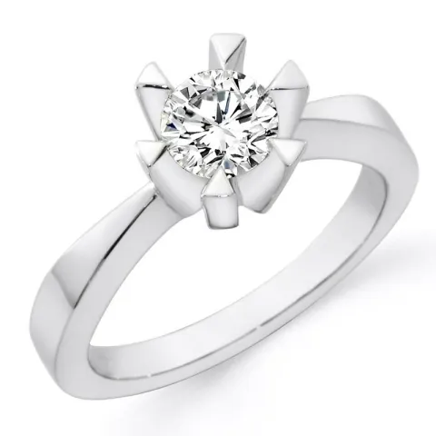 diamant ring i 14  karat vitguld 0,50 ct