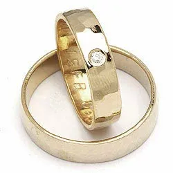 Vigselsringe från rs of scandinav i 8 karat guld 0,02 ct
