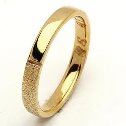 Vigselsring från rs of scandinavi i 8 karat guld