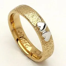 Vigselsring från rs of scandinavi i 8 karat guld