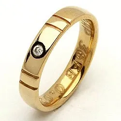 Vigselsring från rs of scandinavi i 8 karat guld 0,02 ct