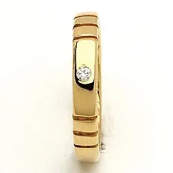 Vigselsring från rs of scandinavi i 8 karat guld 0,02 ct
