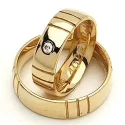 Vigselsringe från rs of scandinav i 8 karat guld 0,03 ct