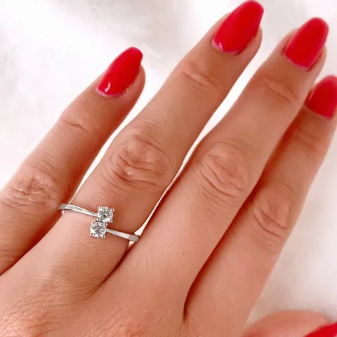 Abstrakt diamant ring i 14 karat vitguld 0,30 ct