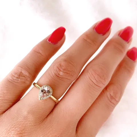 droppe morganit diamantring i 14 karat guld 0,64 ct 0,09 ct