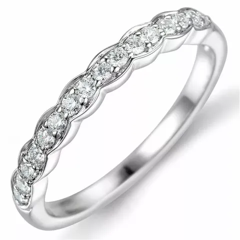 diamantring i 14  karat vitguld 0,24 ct