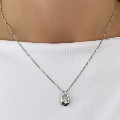 Droppformad diamant hängen i 14 carat vitguld 0,03 ct