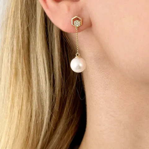 långa pärla briljiantöronringar i 14 karat guld med diamant 