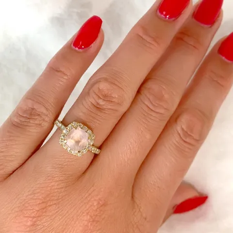 fyrkantigt kvarts diamantring i 14 karat guld 1,45 ct 0,44 ct