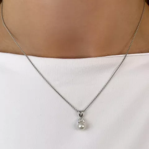 Pärla diamantberlocker i 14  carat vitguld 0,007 ct