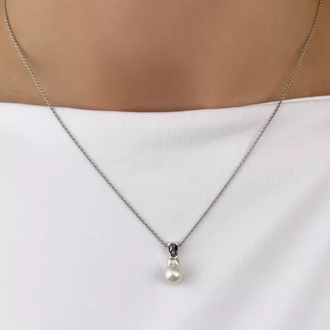 Runt pärla diamantberlocker i 14  carat vitguld 0,01 ct