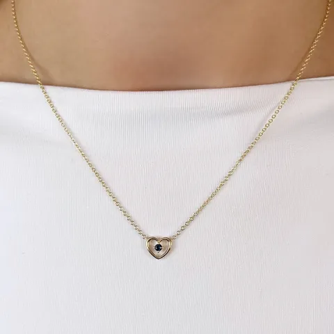 42 cm hjärta safir hängen med halskedja i 14  carat guld 0,07 ct
