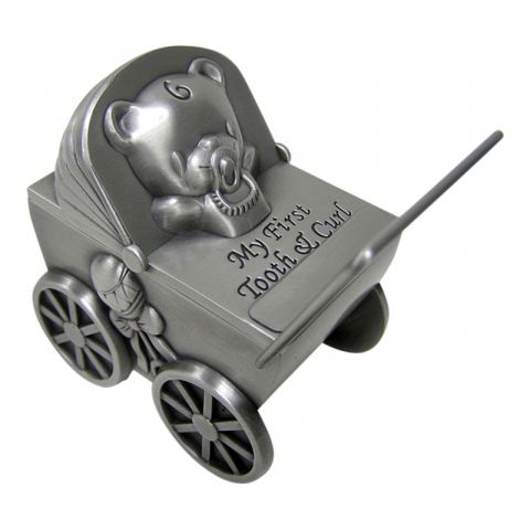 Dopgåvor: barnvagn med hjul som rullar den första tanden/hårlocken i förtennad  modell: 154-73145