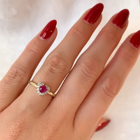 hjärta rubin diamantring i 14 karat guld 0,45 ct 0,159 ct