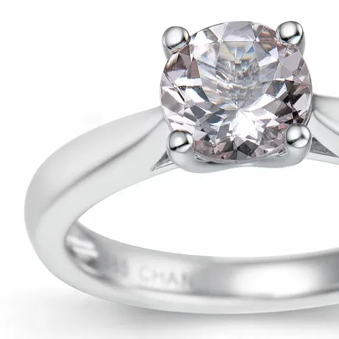 morganit solitärring i 14 karat vitguld 0,98 ct