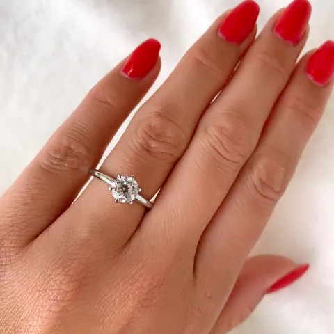 kvarts solitärring i 14  karat vitguld 0,95 ct