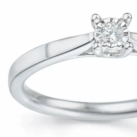 diamant solitärring i 14  karat vitguld 0,051 ct