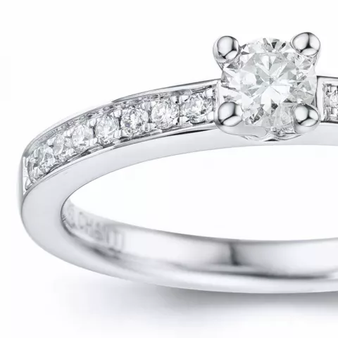 diamant ring i 14  karat vitguld 0,20 ct 0,136 ct