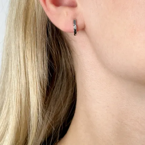 11 mm diamant creol i 14 karat vitguld med diamant