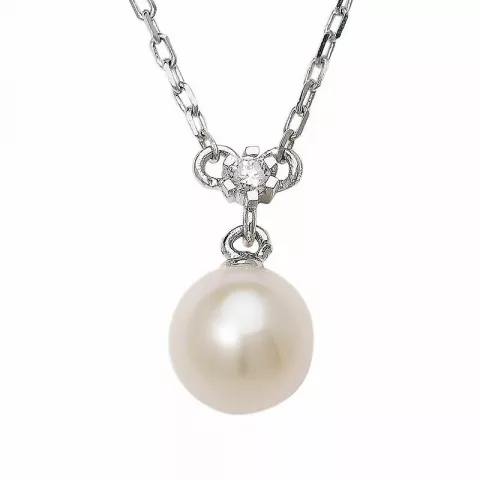 äkta  pärla halsband i 14  carat vitguld 0,06 ct