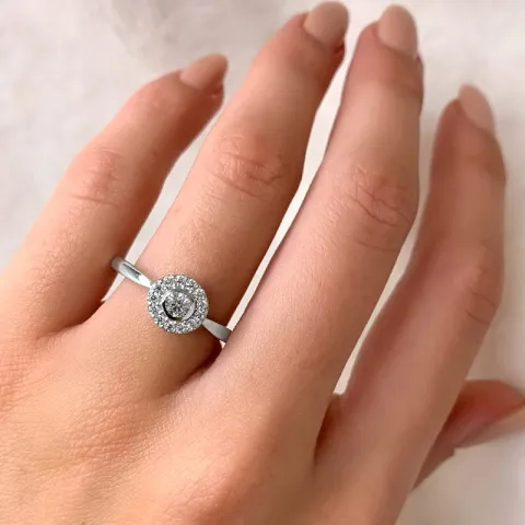 rund ring i 14 karat vitguld
