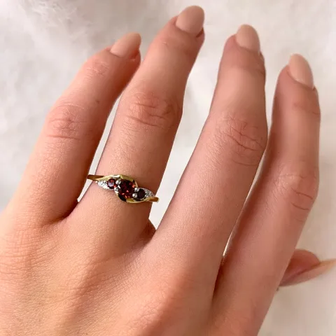 granat guld ring i 14 karat guld med rhodium 0,02 ct