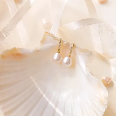 örhängen i 9 karat guld med zirkon - Gold Collection