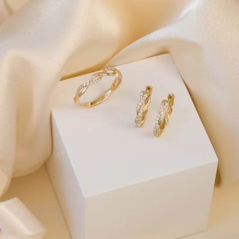 15 mm diamant creol i 14 karat guld med diamant