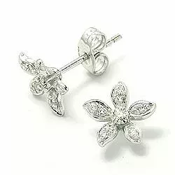 Blommor vita diamant örhängestift i 14 karat vitguld med diamanter 