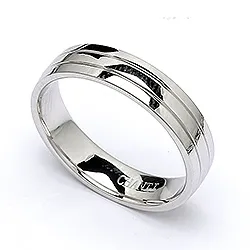 Ring i silver