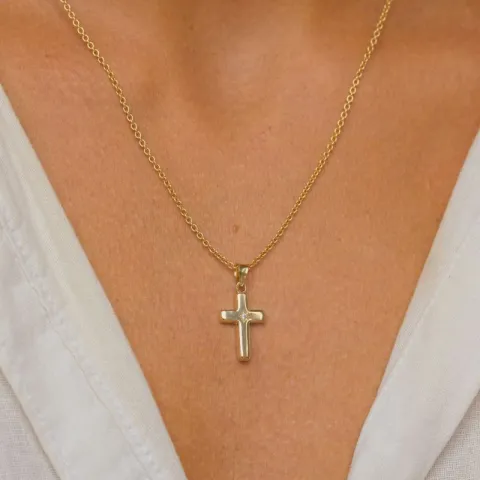 10,5 x 18,5 mm kors hängen i 8 karat guld - Amoré