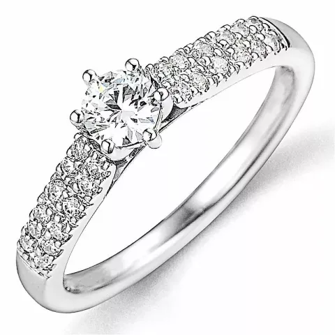 Beställningsvare - diamantring i 14 karat vitguld 0,32 ct 0,18 ct