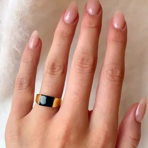 fyrkantigt onyx ring i förgyllt silver