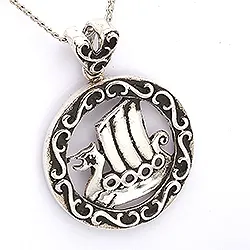 Runt vikingaskepp hängen i oxiderat sterlingsilver