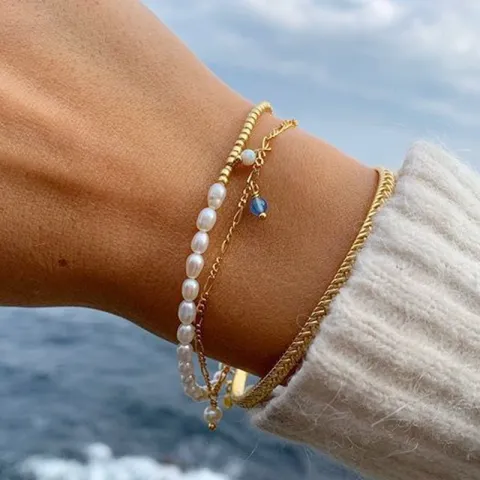 Hultquist Ella plain pärla armband i förgyllt silver