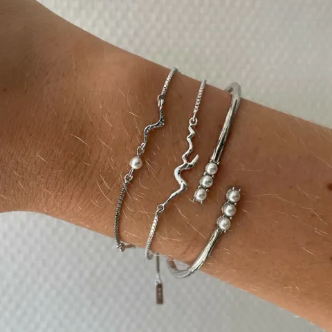 Nava pärla armband i silver