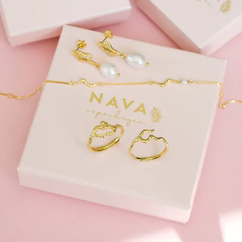 Nava Doris justerbar ring i förgyllt silver