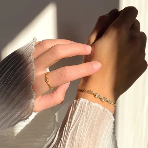 Nava Akhen armband i förgyllt silver vit zirkon