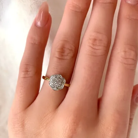 Blommor ring i 9 karat guld med 9 karat vitguld