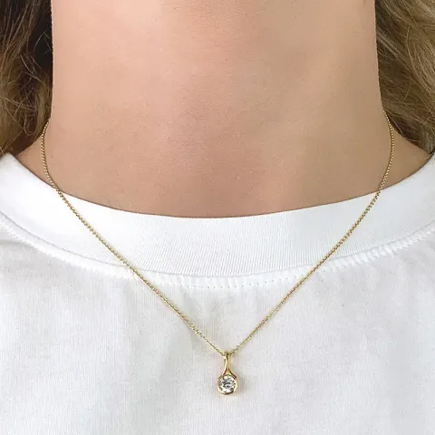 hängen i 9 karat guld