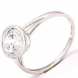 Rund ring i 9 karat vitguld