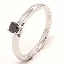 sort diamant ring i 14  karat vitguld 0,20 ct