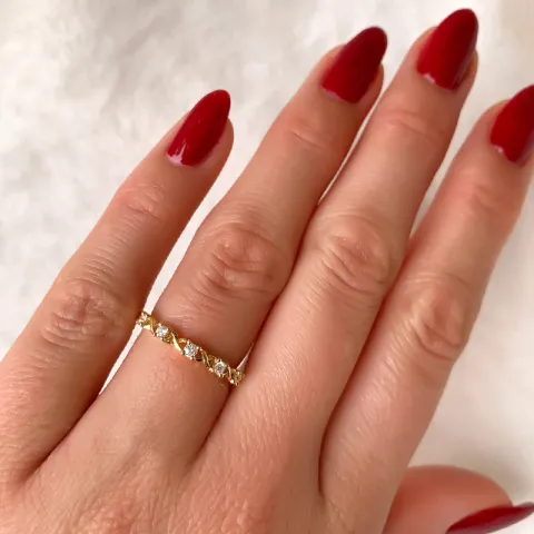 vit diamant guldring i 14  karat guld 0,14 ct