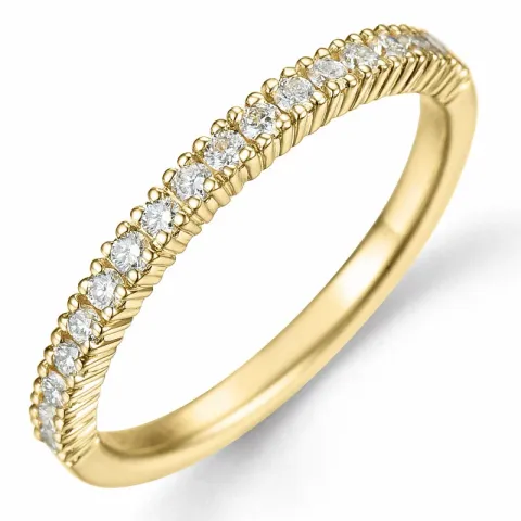 smal diamantring i 14  karat guld 0,27 ct