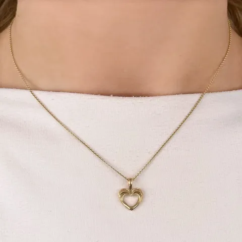 hjärta diamant hängen i 14  carat guld 0,02 ct