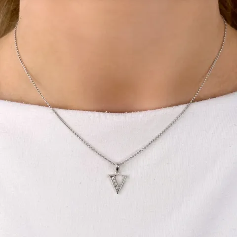 bokstav v hängen i 14 carat vitguld 0,04 ct