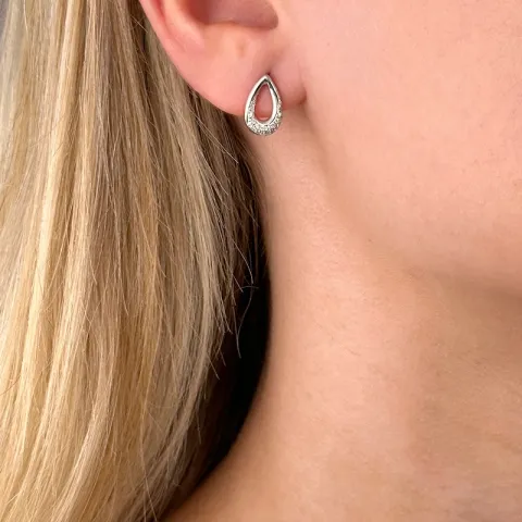 droppe diamant örhängestift i 14 karat vitguld med diamant