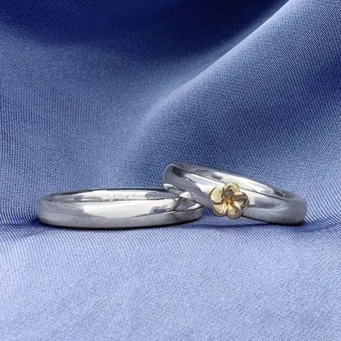 Scrouples vigselsringe i silver och vanl. guld
