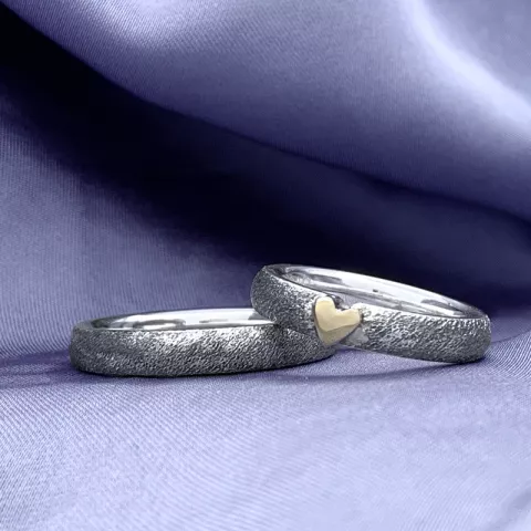 Scrouples vigselsringe i oxiderat silver med guld